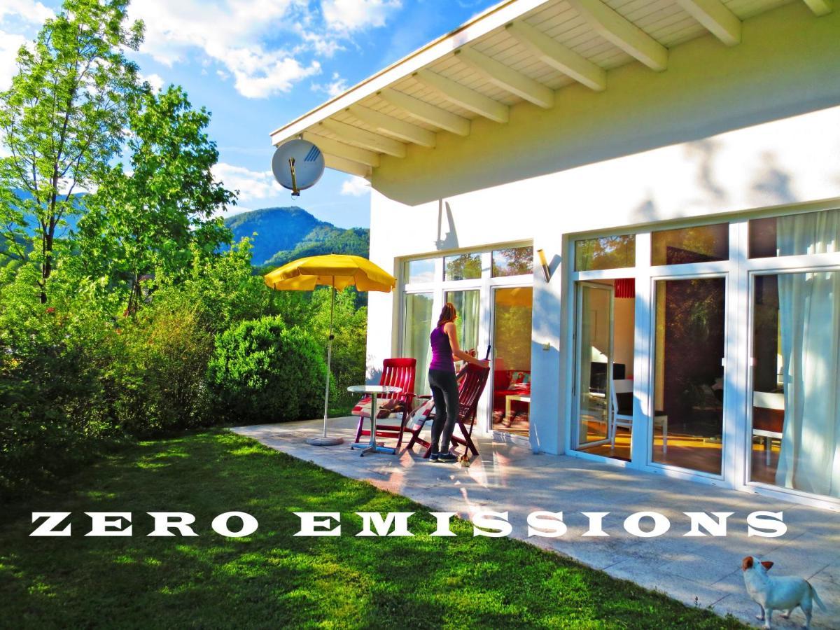 Flores, Ferienhaus Oder Doppelzimmer, Im Gruenen, 5 Gehminuten Ins Zentrum, Parkplatz, Zero Emissions Bad Ischl Buitenkant foto